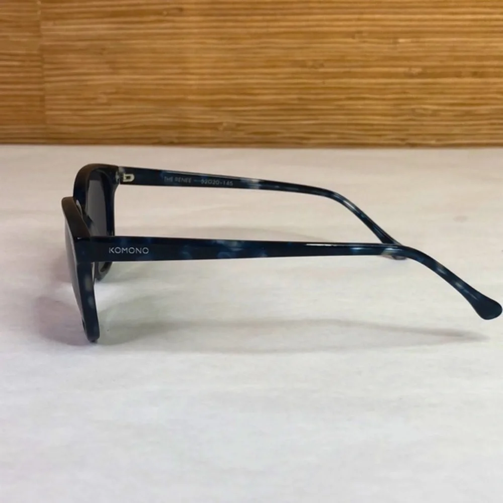 KOMONO sunglasses Renee Indigo blue Demi